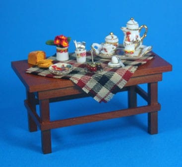 Re17480 - Table with breakfast