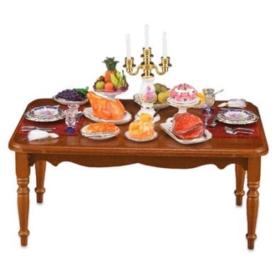 Re18340 - Decorated table