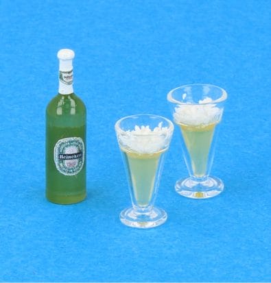 Sb0068 - Bierflasche und Gläser