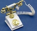Tc0499 - Antique telephone