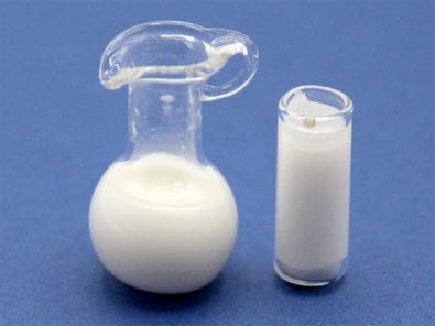Tc0922 - Pichet à lait et verre 