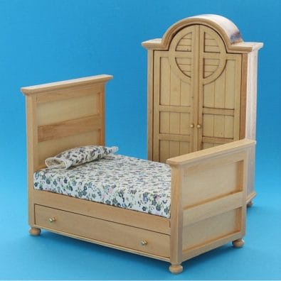 Mb0006 - Bed and wardrobe