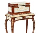 Mb0389 - Table with jewellery box