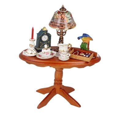 Re18215 - Decorated table