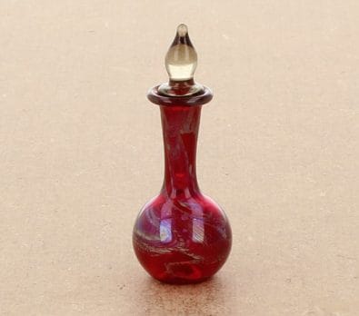 Tc0348 - Decanter with red decoration