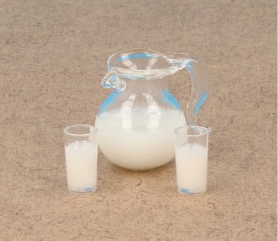 Tc0724 - Brocca di latte e bicchieri