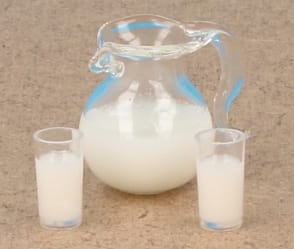 Tc0922 - Jarra de leche y vasos