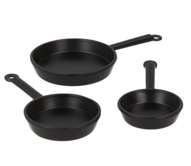 Tc0815 - Three frying pans