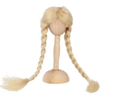 Tc0046 - Wig with braids