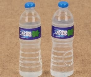 Tc0232 - Bottiglie di acqua