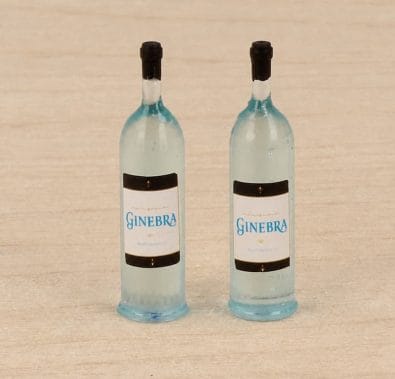Tc0651 - Two bottles of gin