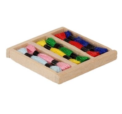 Tc2502 - Boîte avec fils