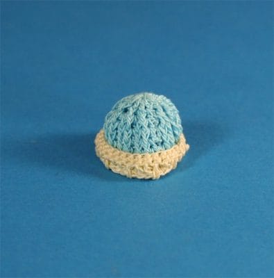 Tc1548 - Light blue hat