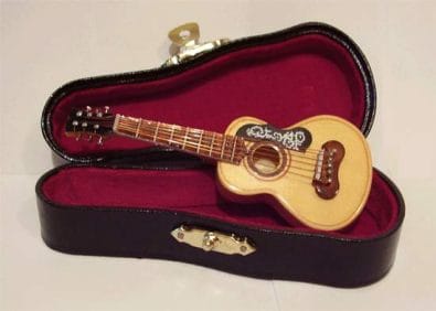 Tc0244 - Guitarra
